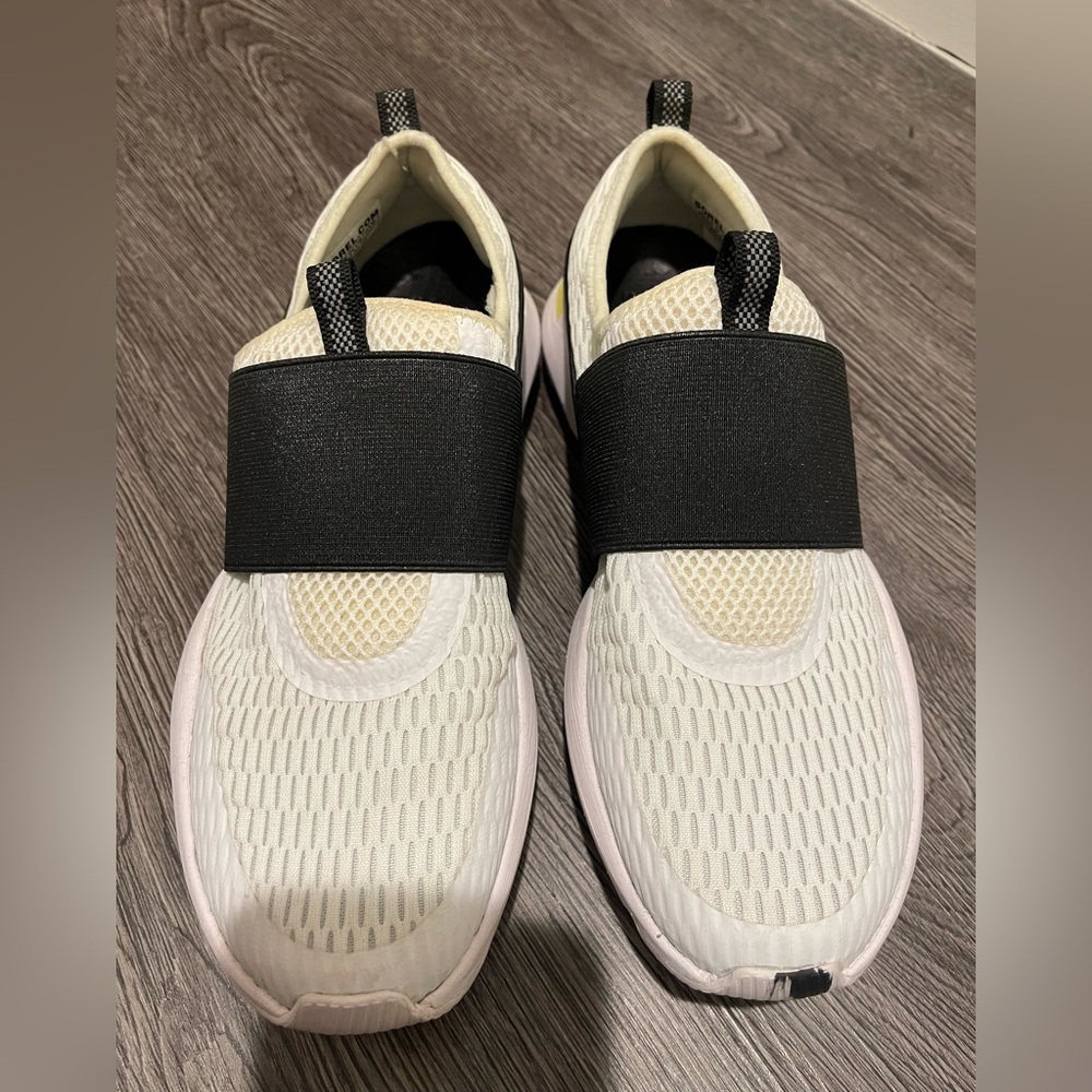 Sorel Kinetic Impact Sneaker Womens Size 8